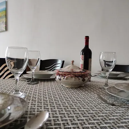 Family Apartament Siana 1-bastet Bs Daire