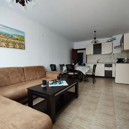 Family Apartament Siana 1-bastet Bs Apartmán *